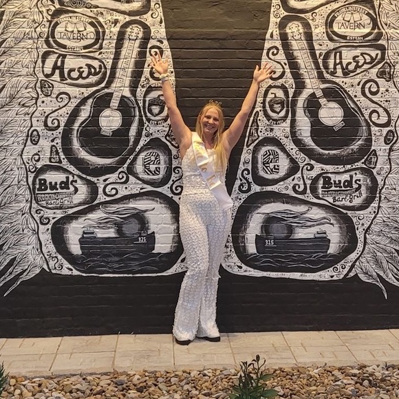 NWT White Embroidered Mesh Lace Up Back Jumpsuit by Pretty Little Thing size 8 - Picture 6 of 7